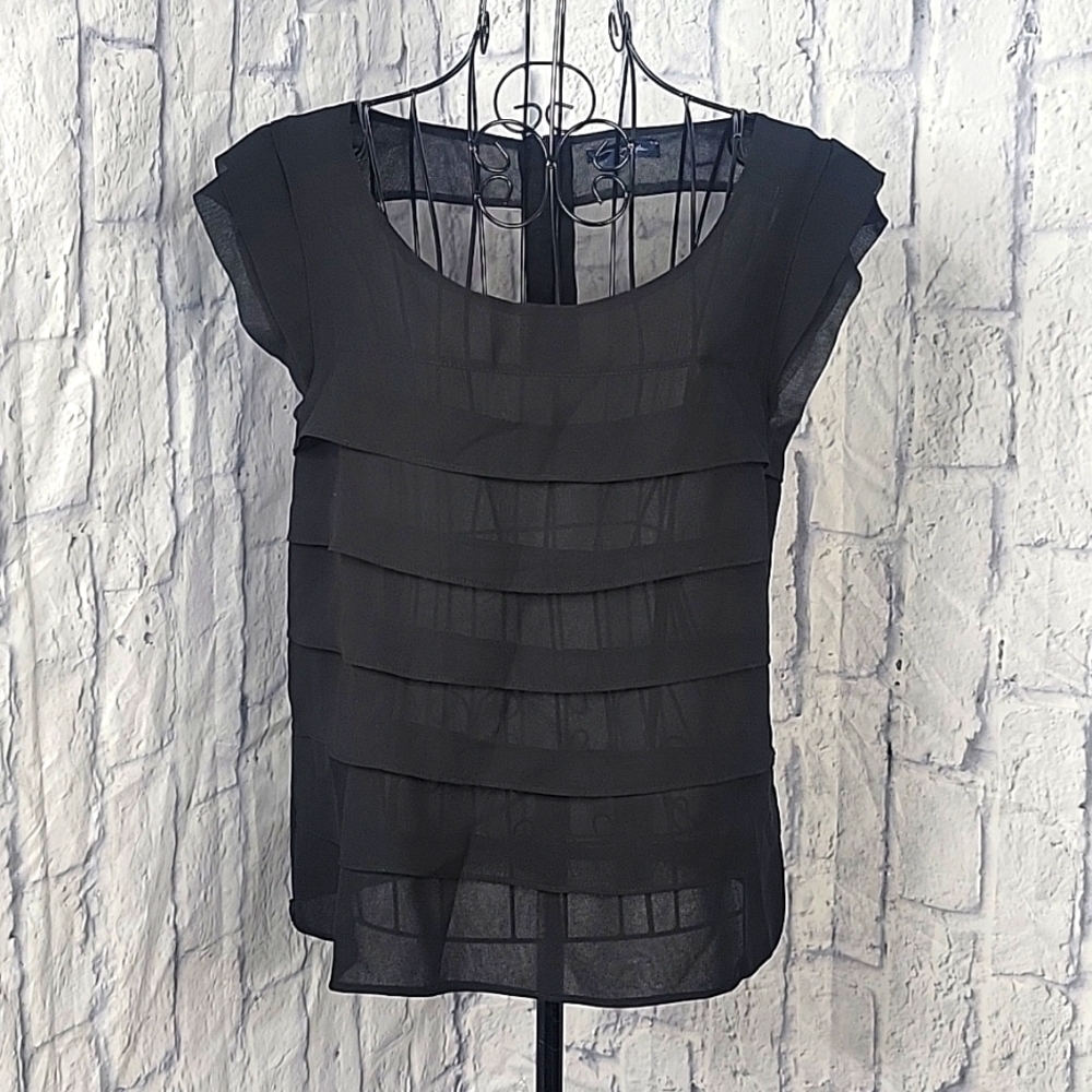 AMERICAN EAGLE OUTFITTERS Black‎ Sheer Tiered Women's Blouse Medium